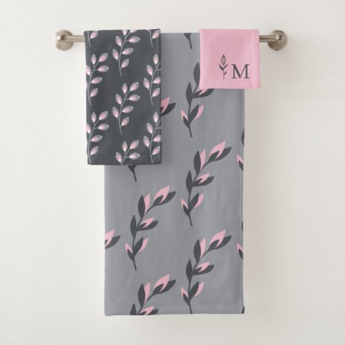 Monogrammed Leaf Towel Set