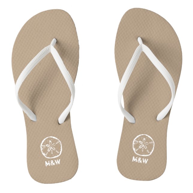 Monogrammed sand dollar beach wedding flip flops (Footbed)