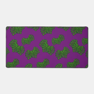 Monstera leaf pattern desk mat