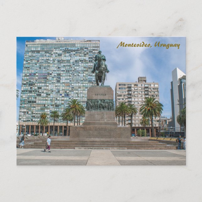 Montevideo, Uruguay, Plaza Independencia Postcard (Front)