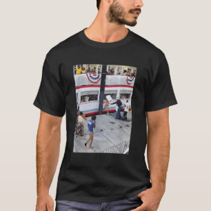 Montgomery Alabama Boat Fight Riverboat Brawl Fold T-Shirt