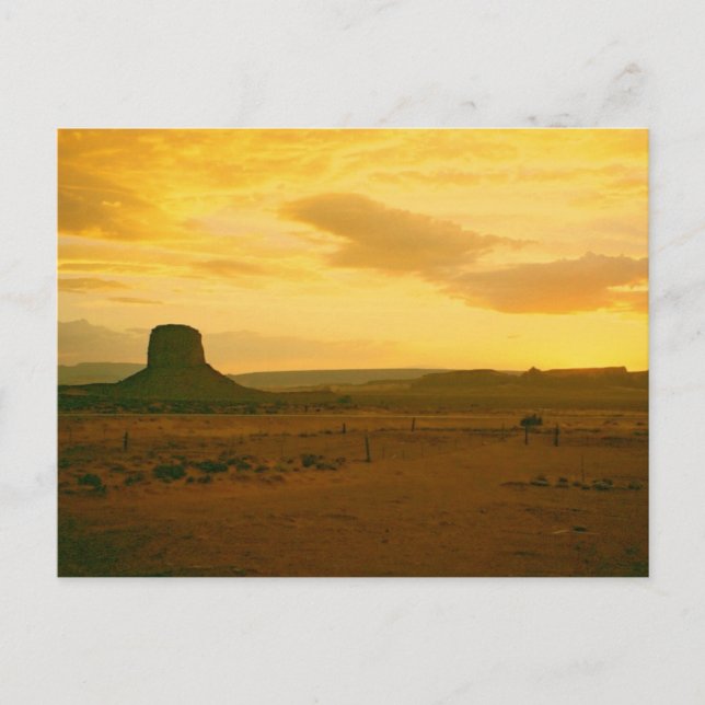 Monument Valley scene 01 Postcard (Front)
