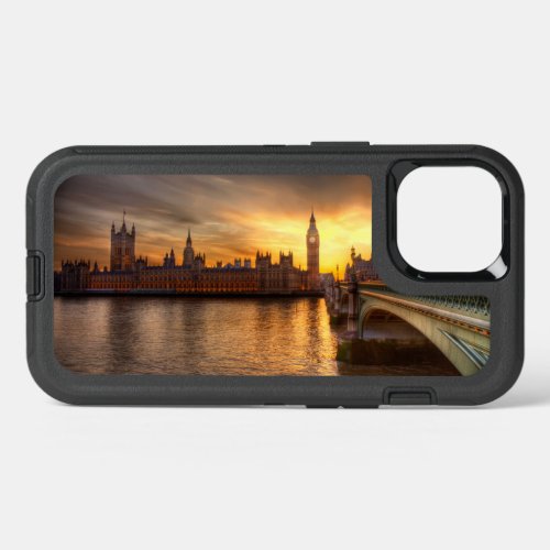 Monuments  Big Ben  Houses of Parliament iPhone 13 Case