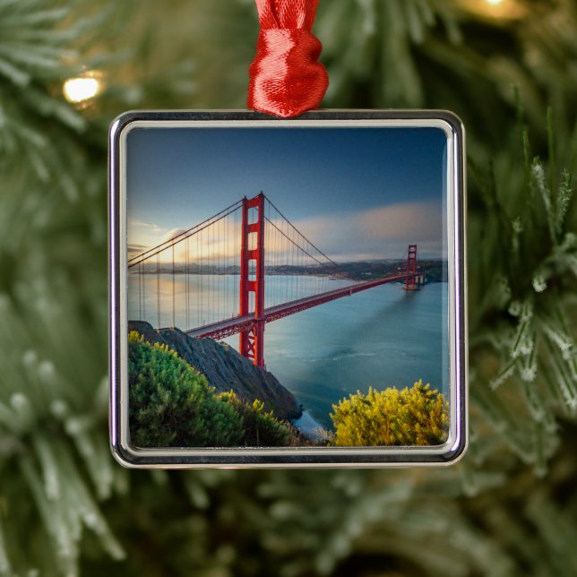 Monuments | Golden Gate San Francisco Metal Ornament (Tree)