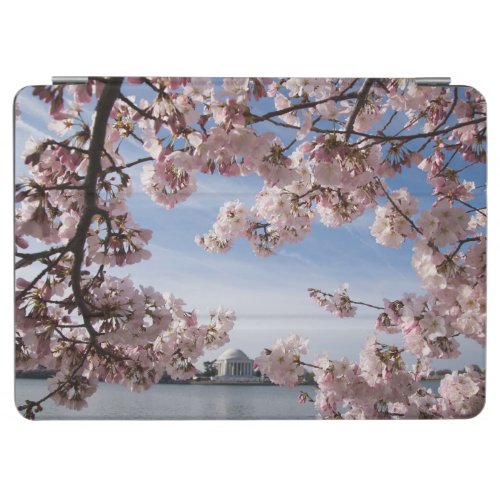 Monuments  Jefferson Memorial Cherry Blossoms iPad Air Cover