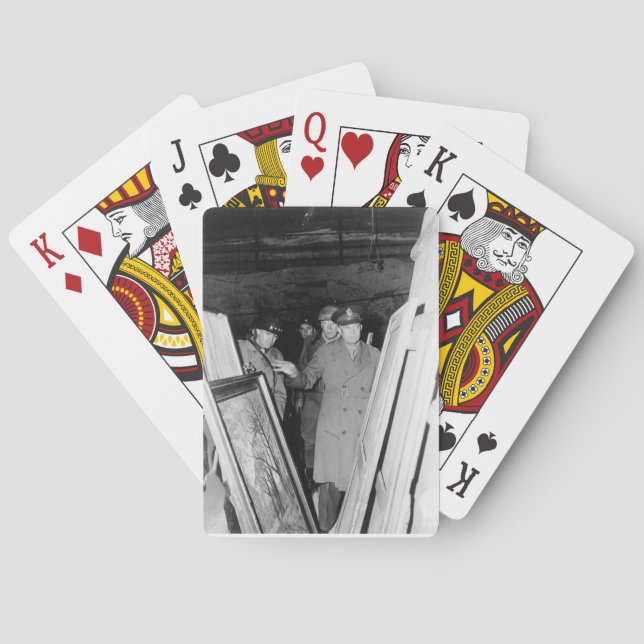 Monuments Men playing cards (Back)