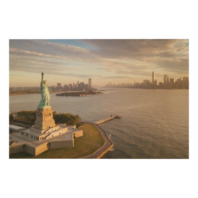 Monuments | Statue of Liberty Wood Wall Art (Front)
