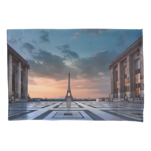 Monuments  The Eiffel Tower Pillow Case