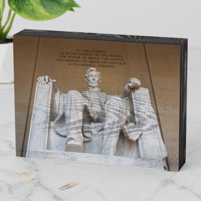 Monuments | The Lincoln Memorial Wooden Box Sign (In Situ Horizontal)