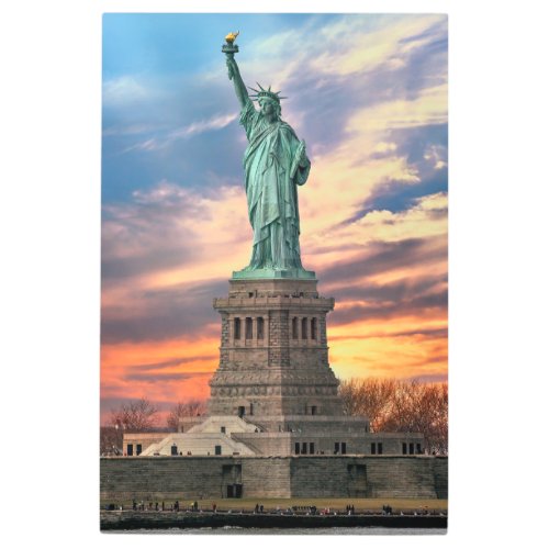 Monuments  The Statue of Liberty Metal Print