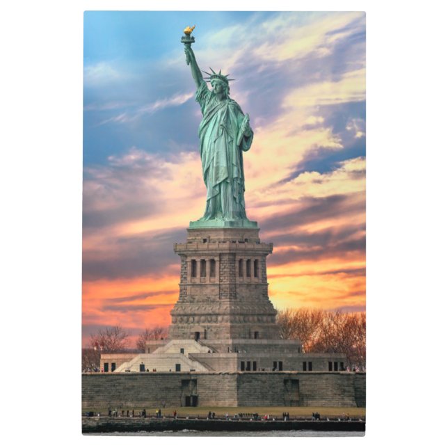 Monuments | The Statue of Liberty Metal Print (Front)