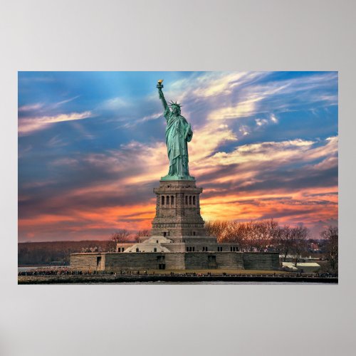 Monuments  The Statue of Liberty Poster