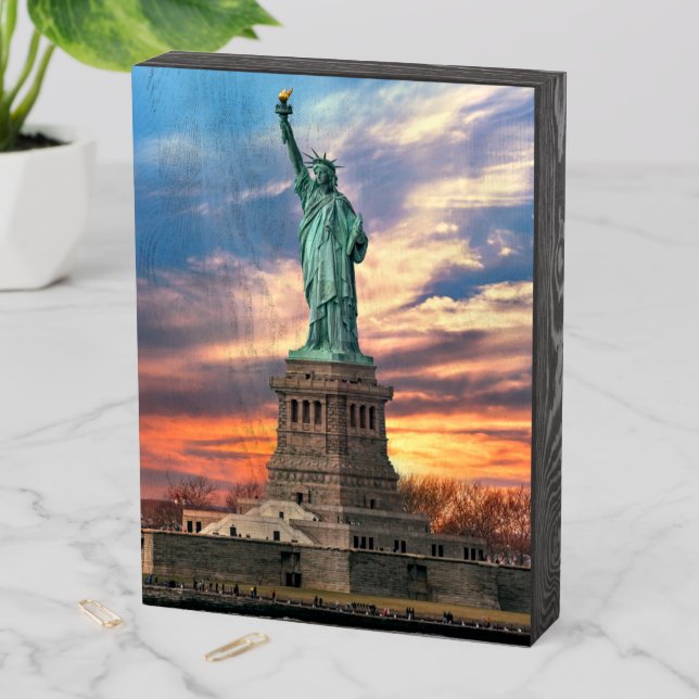 Monuments | The Statue of Liberty Wooden Box Sign (In Situ Vertical)