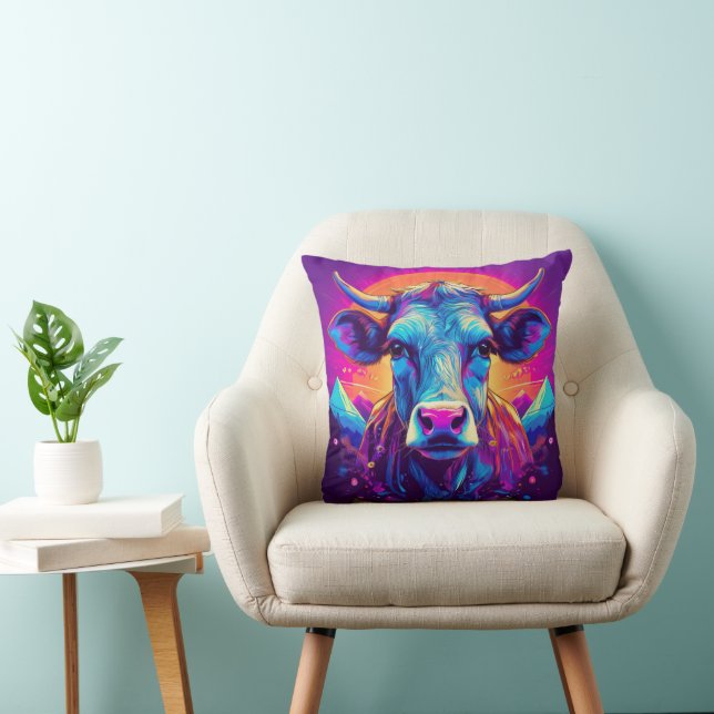 Moody cow throw pillow (Chair)