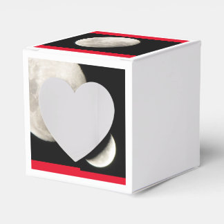 Moon  Gift  Box