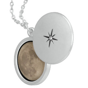 Moon Necklace Romantic Bring you the Moon Jewelry