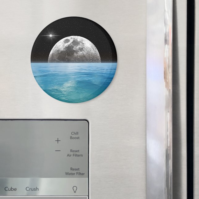 Moon Over the Ocean Magnet (In Situ (Fridge))