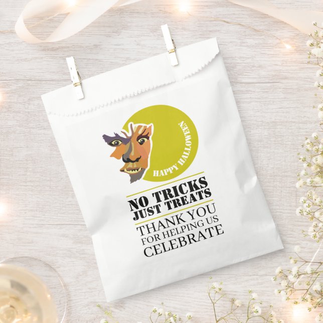 Moon Wolf, Halloween Party Favor Bag (Clipped)