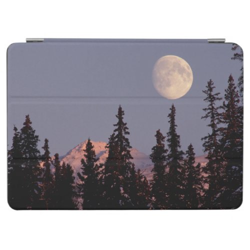 Moonrise Early Winter  Anchorage Alaska iPad Air Cover