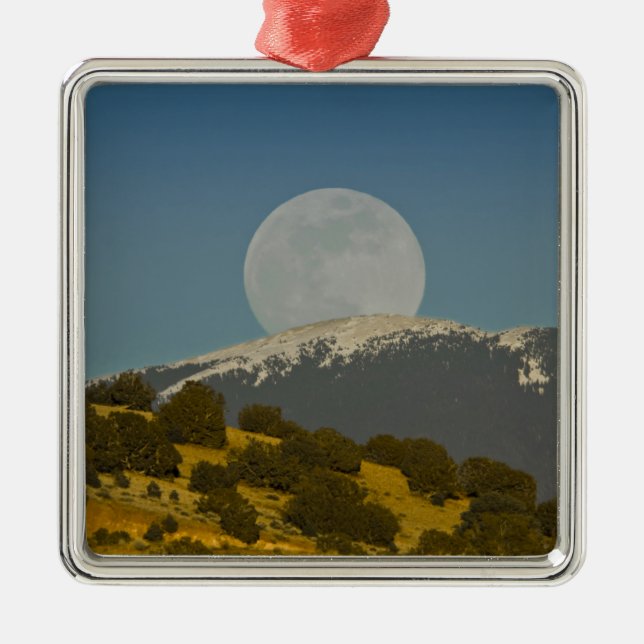Moonrise over the Sangre de Cristo Mountains, Metal Ornament (Front)
