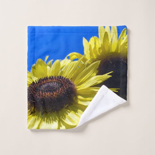 Moonwalker Sunflowers reaching for the sky Wash Cloth