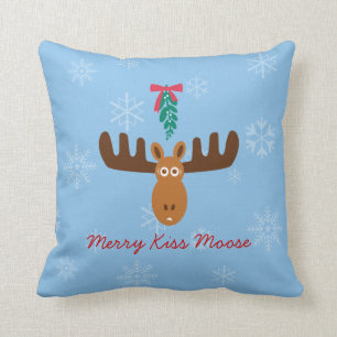 Moose Head_Merry Kiss Moose_Happy Gnu Year! Throw Pillow