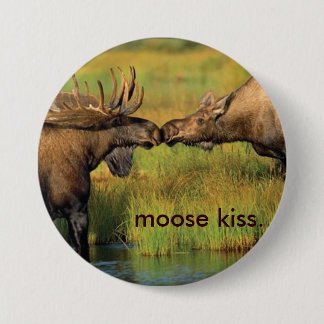 Moose Kiss Button
