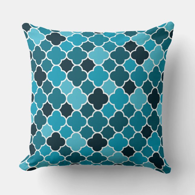 Moroccan pattern throw pillow (Front)