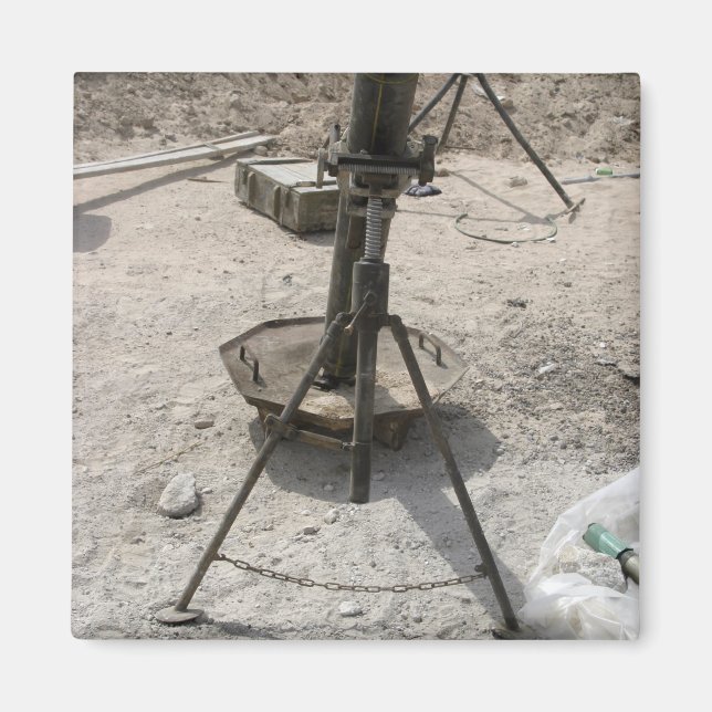 Mortar tubes magnet (Front)