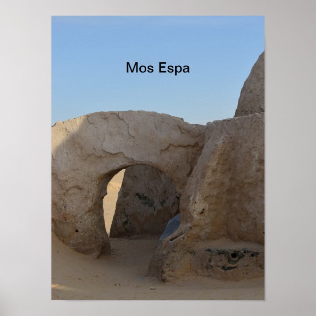 Mos Espa on planet Tatooine Poster (Front)
