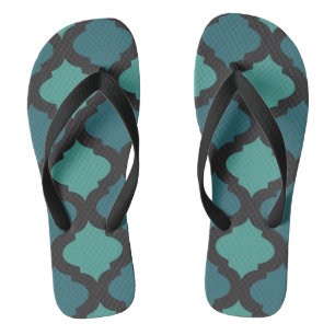 Mosaic pattern in arab style flip flops