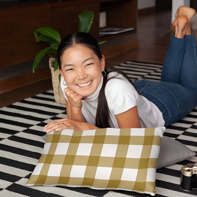 Moss Brown Checkered Pillow Case (Creator Uploaded)