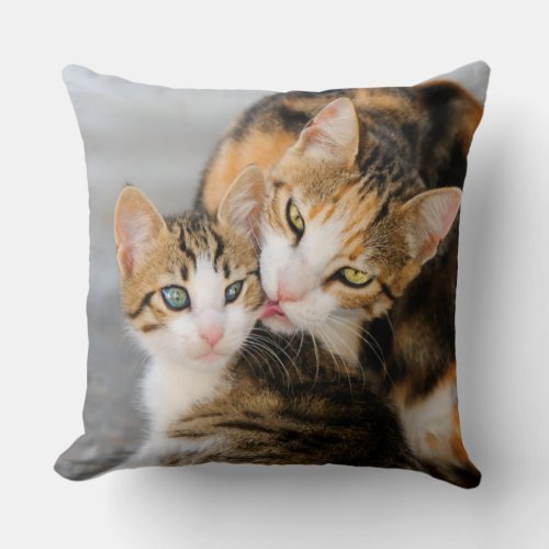 Mother cat loves cute kitten throw pillow