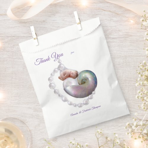 Mother of Pearls giving Birth to a Baby Pearl Favor Bag