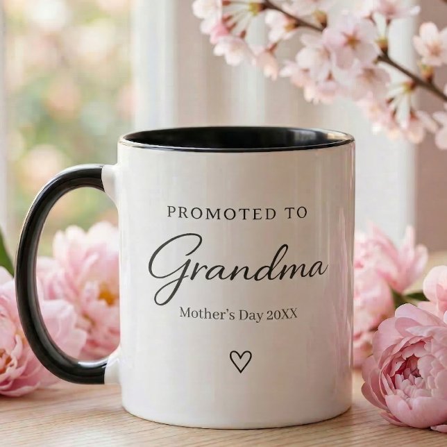 Mother’s Day Pregnancy Reveal Gift for Grandma Mug (Mother's day Promotes to Grandma  Mug  )