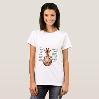 Mother to be Giraffe Fetus Messages Funny Green T-Shirt