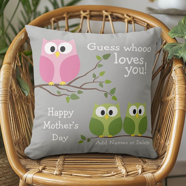 Mothers Day - Cute Owls - Whooo loves you Throw Pillow (Happy Mother's Day Custom Pillow)