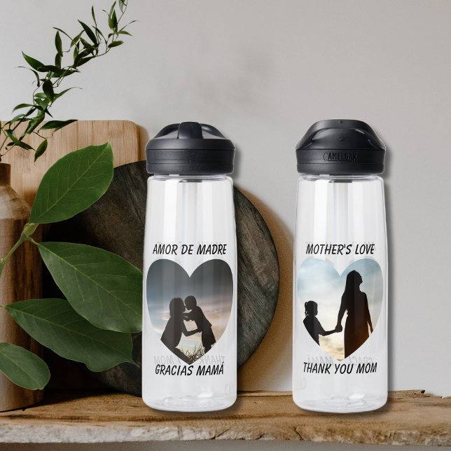 Mother's Love Bilingual Text Heart Photo  Water Bottle (Bilingual water bottle mother's day, gracias mama, amor de madre text, customizable)