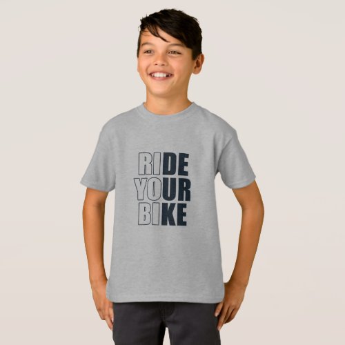 Motivational cycling quote T_Shirt