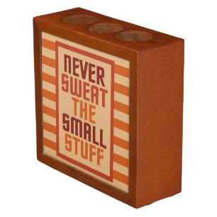 Motivational desk organizer