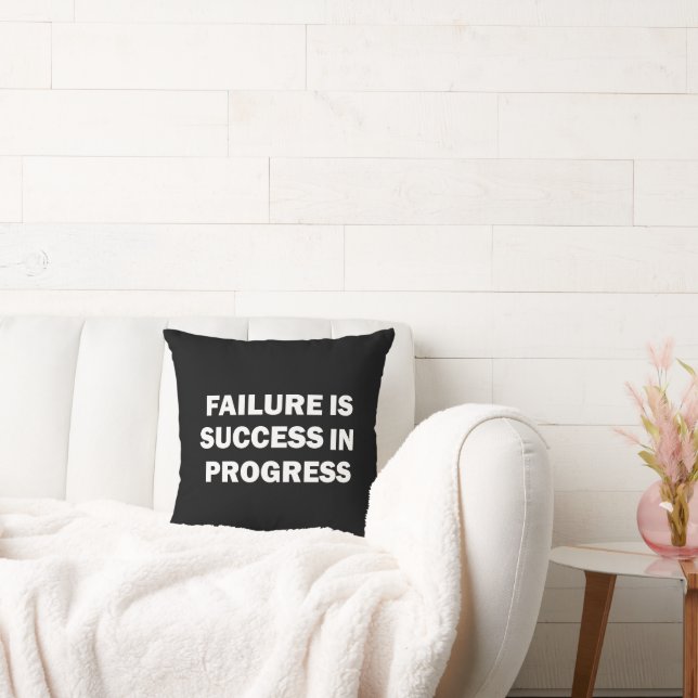 Motivational gym quotes for success  throw pillow (Couch)