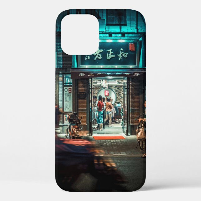 MOTORCYCLES AND PEOPLE PASSING BY AT NIGHT TIME Case-Mate iPhone CASE (Back)