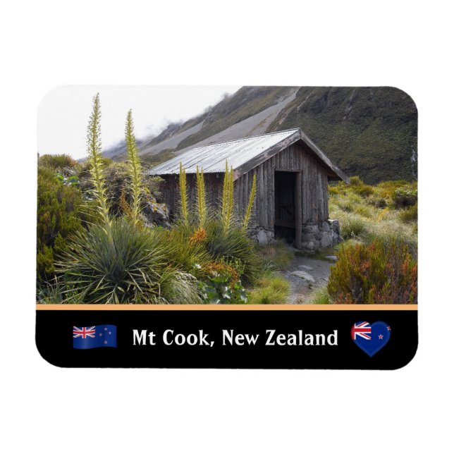 Mount Cook path & shelter hut /travel New Zealand Magnet (Horizontal)