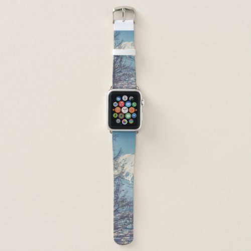 Mount Fuji view from Red pagoda in japan Vintage  Apple Watch Band