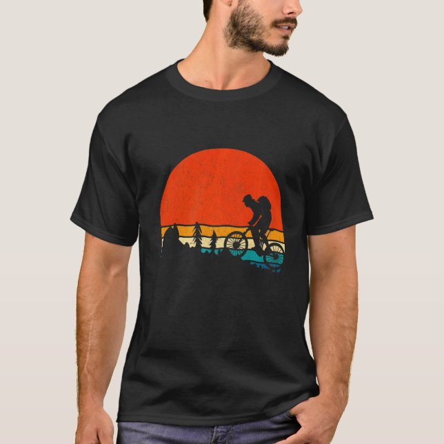 Mountain Bike  Mtb Biking Cycling Biker Distressed T-Shirt (Front)