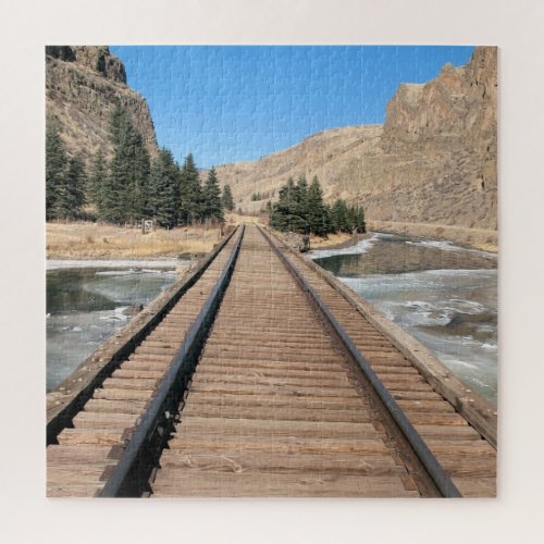 Mountain Railroad _ 20x20 _ 676 pieces Jigsaw Puzzle