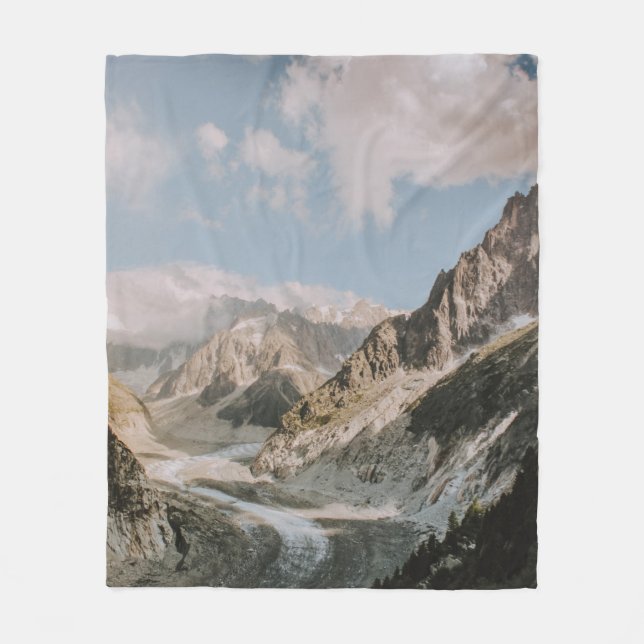 MOUNTAIN RANGES FLEECE BLANKET (Front)