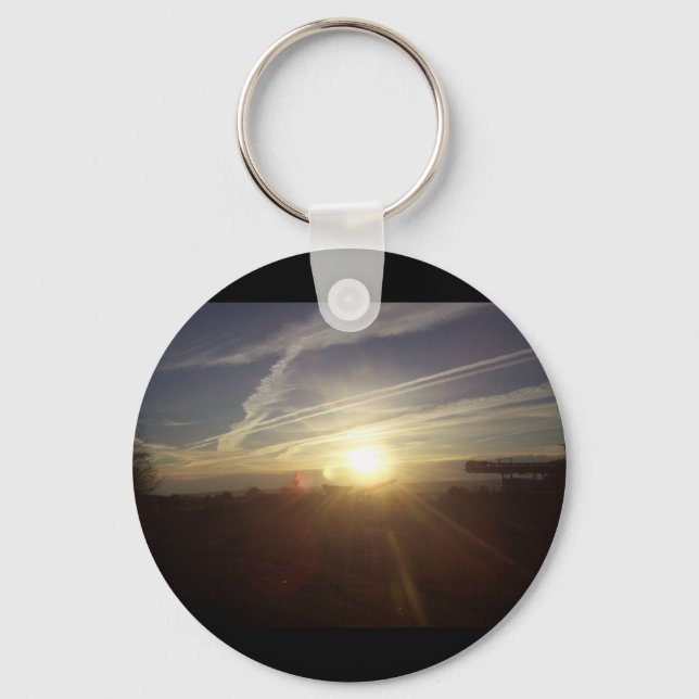 Mountain sunrise keychain (Front)