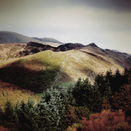 MOUNTAIN VIEWS OF WALES CERAMIC ORNAMENT