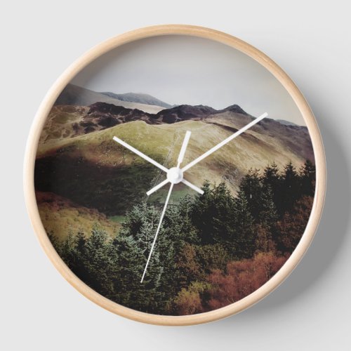 MOUNTAIN VIEWS OF WALES CLOCK